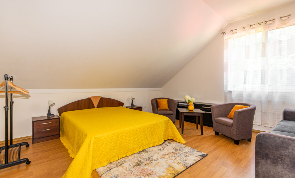 Quadruple room No 6